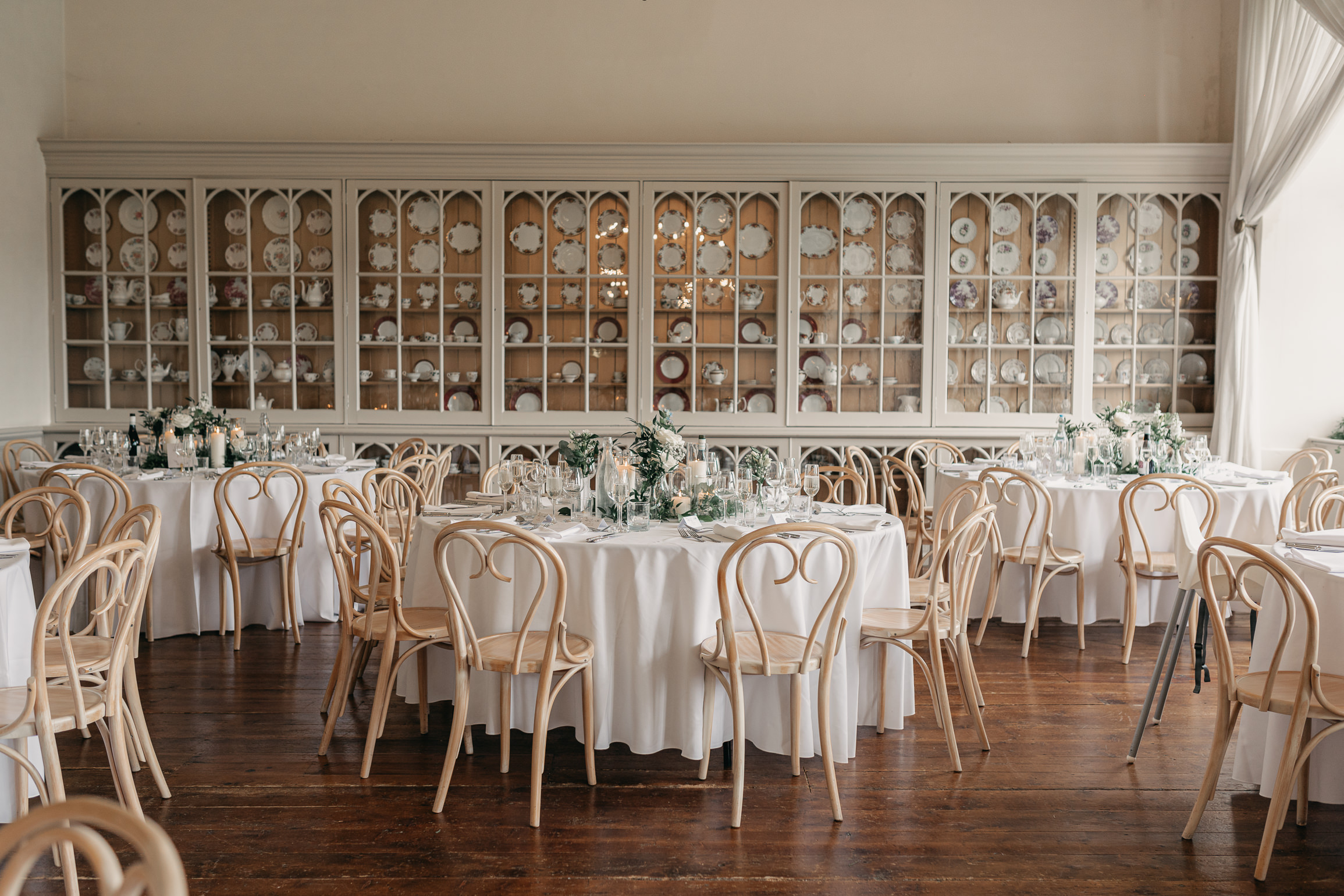 blue floral wedding tables, brympton house ballroom wedding breakfast, somerset wedding venue, manor house wedding venue