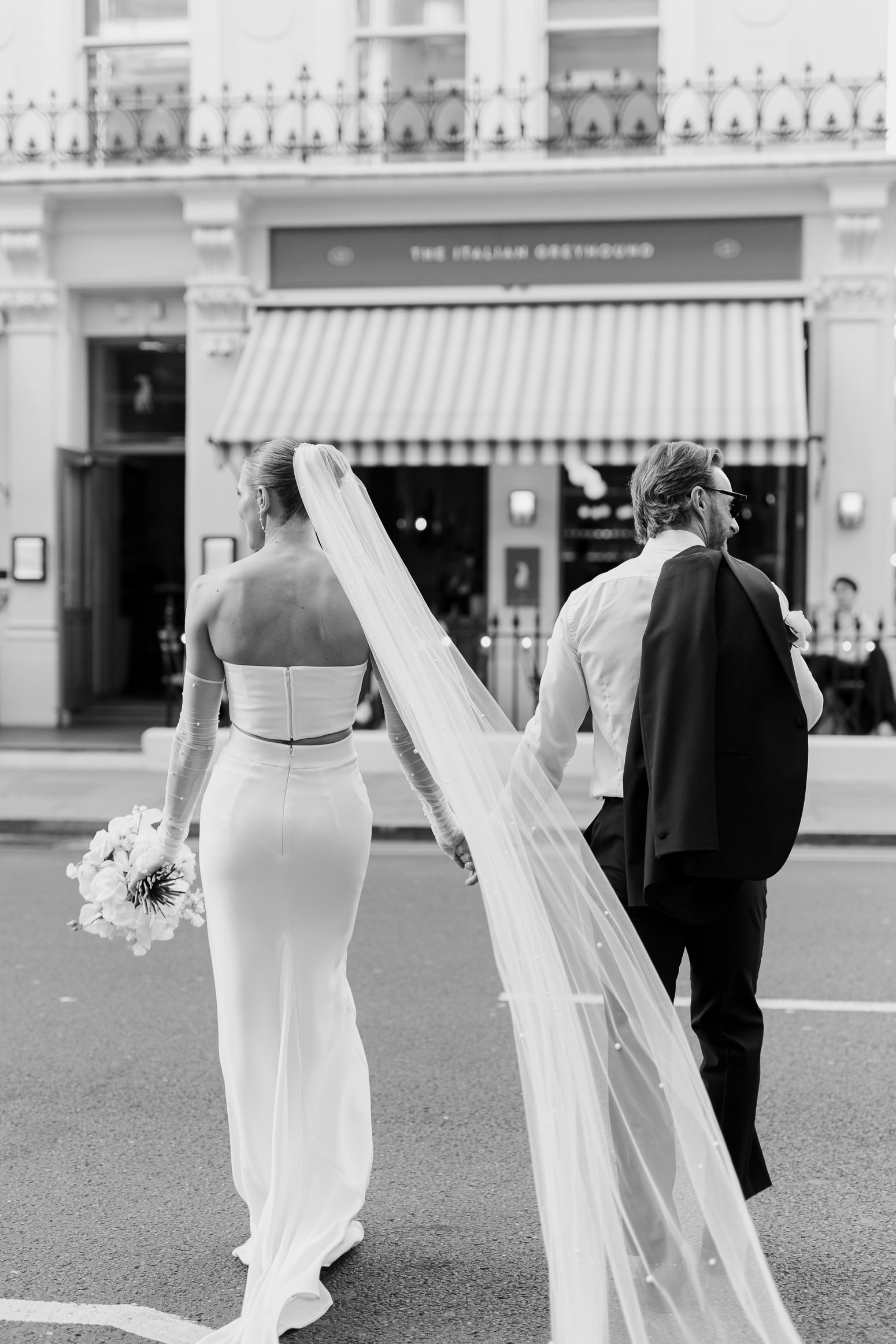 italian greyhound london, london wedding photographer, london micro wedding, london elopement